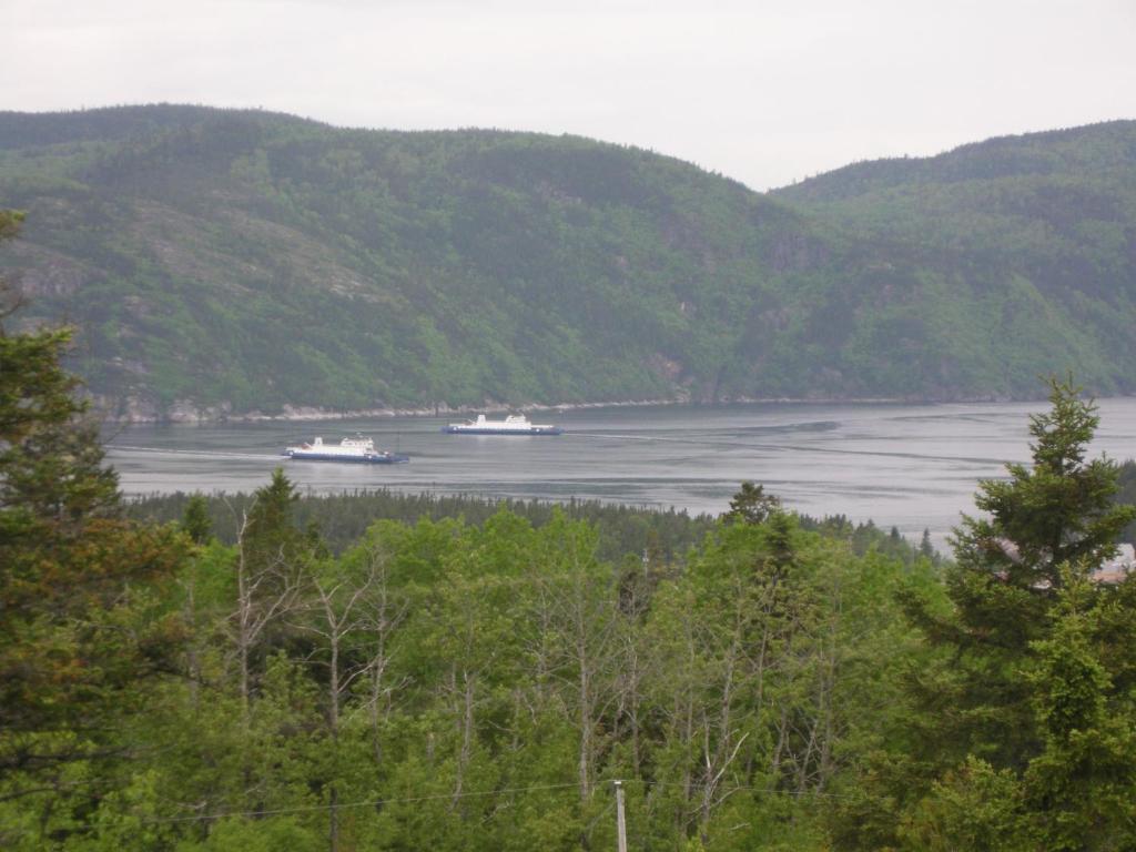 Vila Chalet De La Montagne Tadoussac Exteriér fotografie